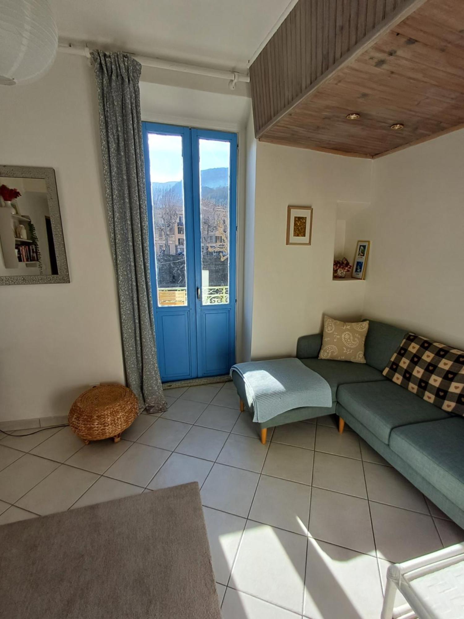 Riverside Apartment Sospel Exterior photo